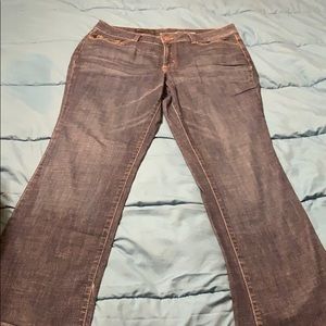 16 Short Lee curvy fit Bootcut jeans. Never worn.